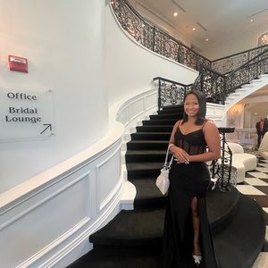 Meet your Posher, Siren